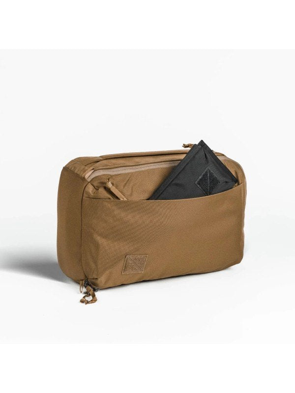 CIVIC PANEL LOADER 24L #Coyote Brown [CPL24]｜EVERGOODS – moderate