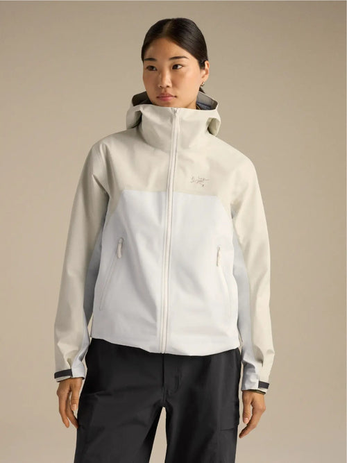 【Women】Women's Beta Jacket W #Sea Salt / Arctic Silk [X000010869、X000010958]｜ARC'TERYX