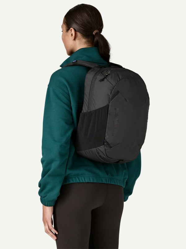 Atom Day Pack 24L #BLK [48230]｜patagonia