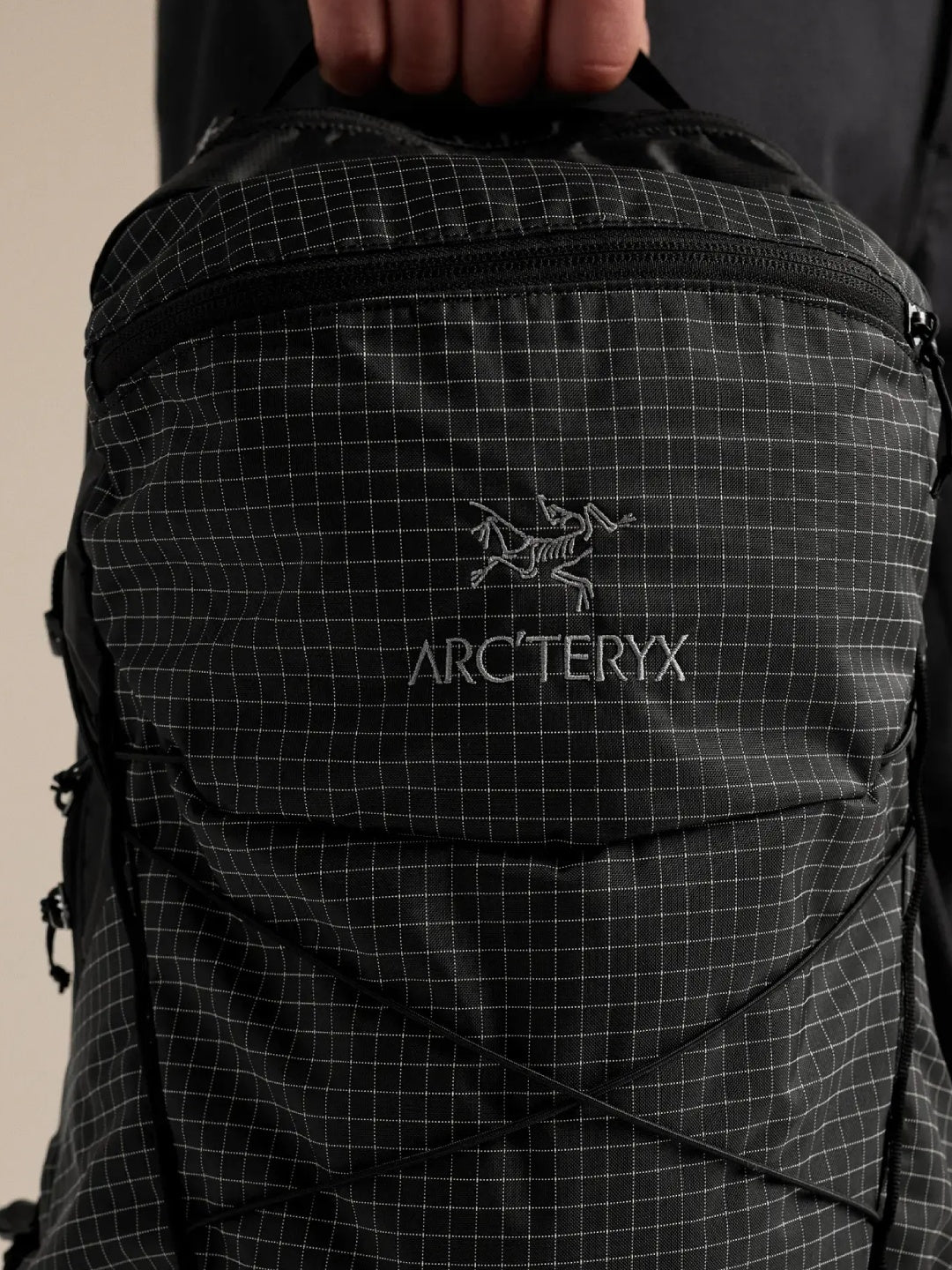 Aerios 18 Backpack #Black [X00001070401]｜ARC'TERYX