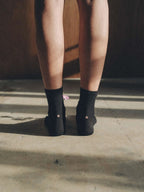 Hakusanfuuro baselyer socks #Black｜高山植物図鑑