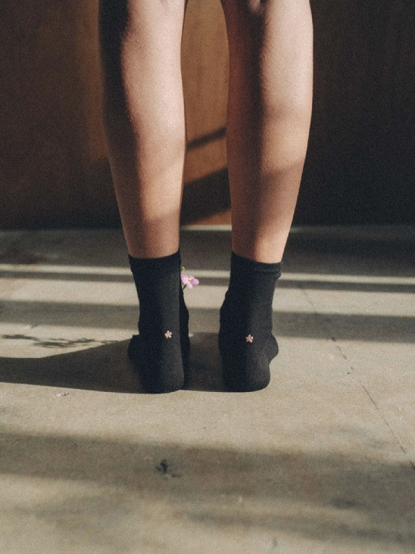 Hakusanfuuro baselyer socks #Black｜高山植物図鑑