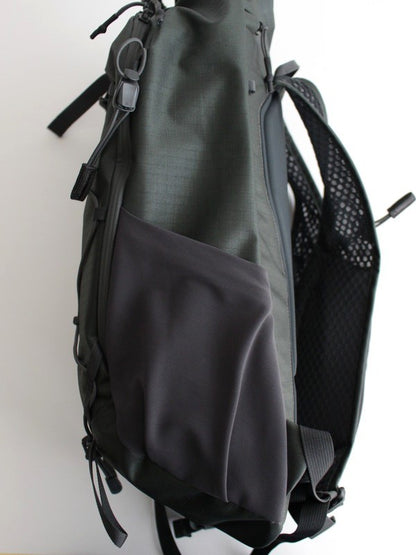 *Pending for photo shoot* Scrambling Pack #Black [TBB4-030199] | Teton Bros.