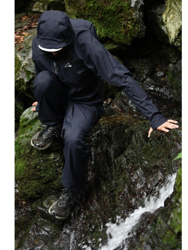 Up-Swing Rain Hoody #グラファイトブラック｜milestone