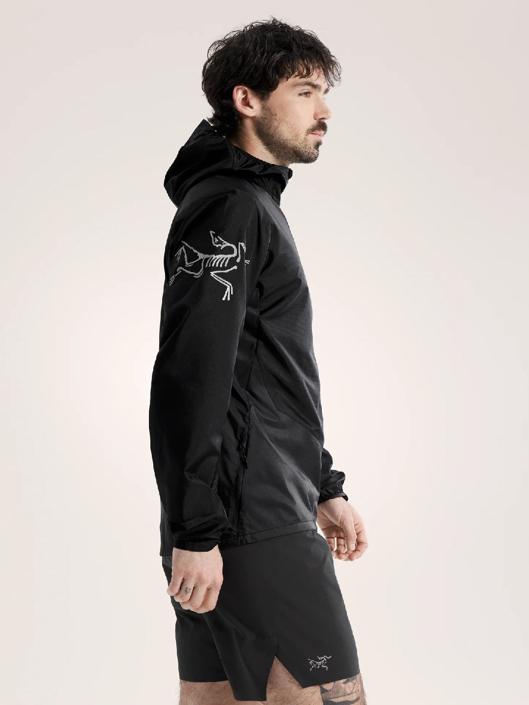 Norvan Windshell Hoody #Black / Graphite [X00001035401]｜ARC'TERYX