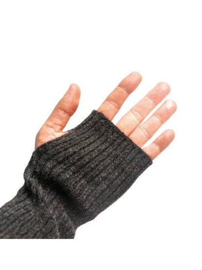 Yak Wrist Warmer #Carbon [84901]｜STATIC