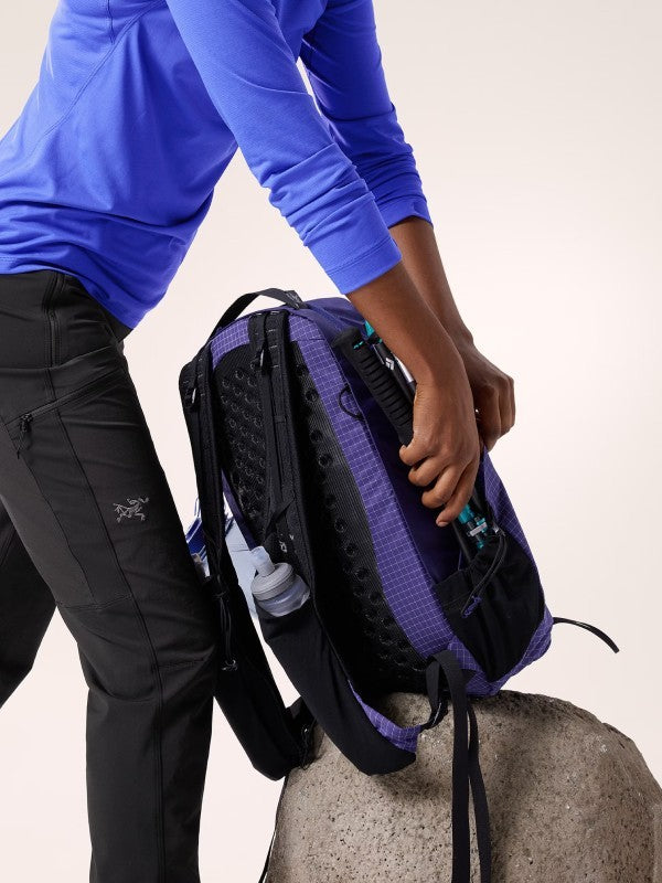 Aerios 18 Backpack #Soulsonic [X00000958102]｜ARC'TERYX