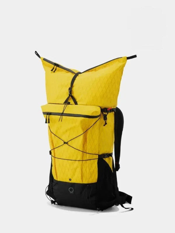 THREE Zip #Yellow｜山と道