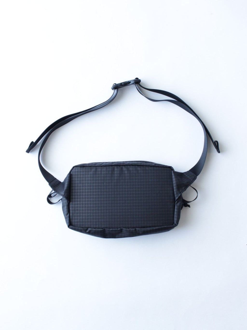 Walker's Pack #Black Out (ブラック）｜LOWGEAR