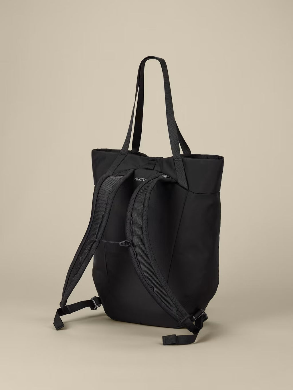 Axios 20 Tote #Black [X00001070802]｜ARC'TERYX