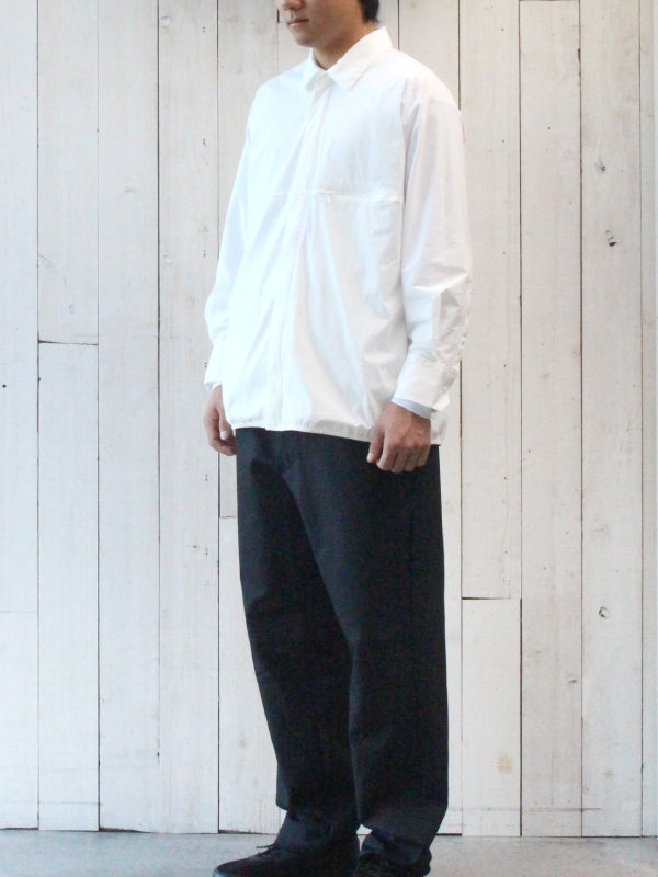 [Men/178cm/66kg]：White/Lサイズ着用