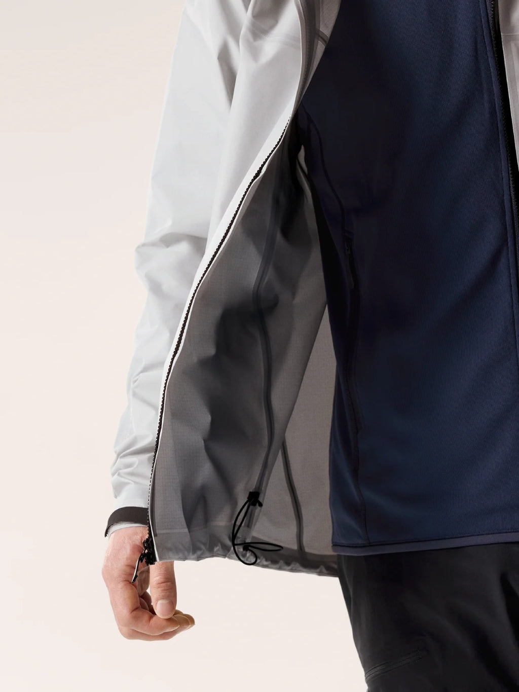 Alpha SL Jacket #Arctic Silk / Black [X00001028702]｜ARC'TERYX