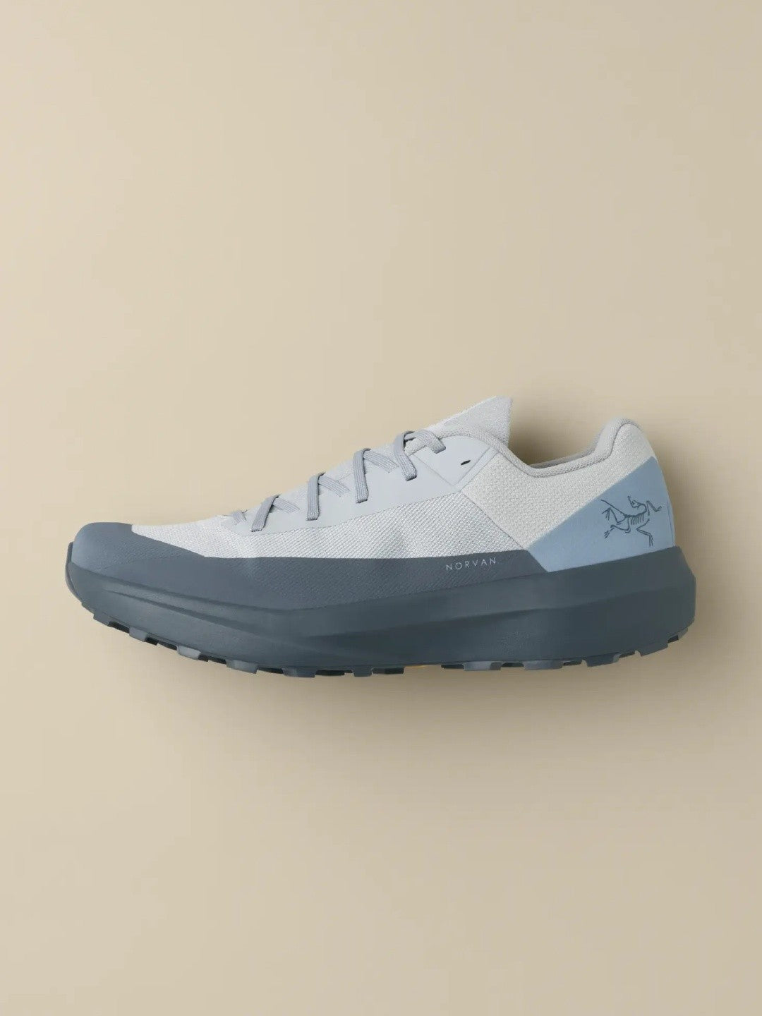 【Men】NORVAN LD 4 M #Fogstone / Neptune [L08303800、X000010398]｜ARC'TERYX