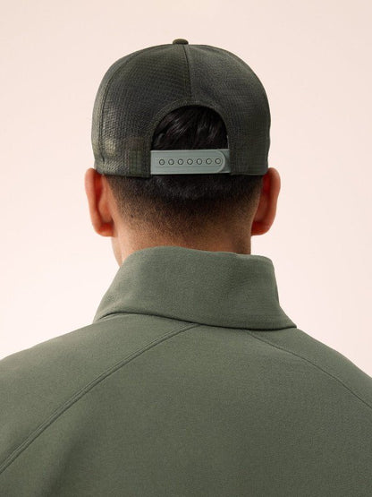 Bird Word Trucker Curved #Tatsu/Forage/Yukon [X00000776303]｜ARC'TERYX