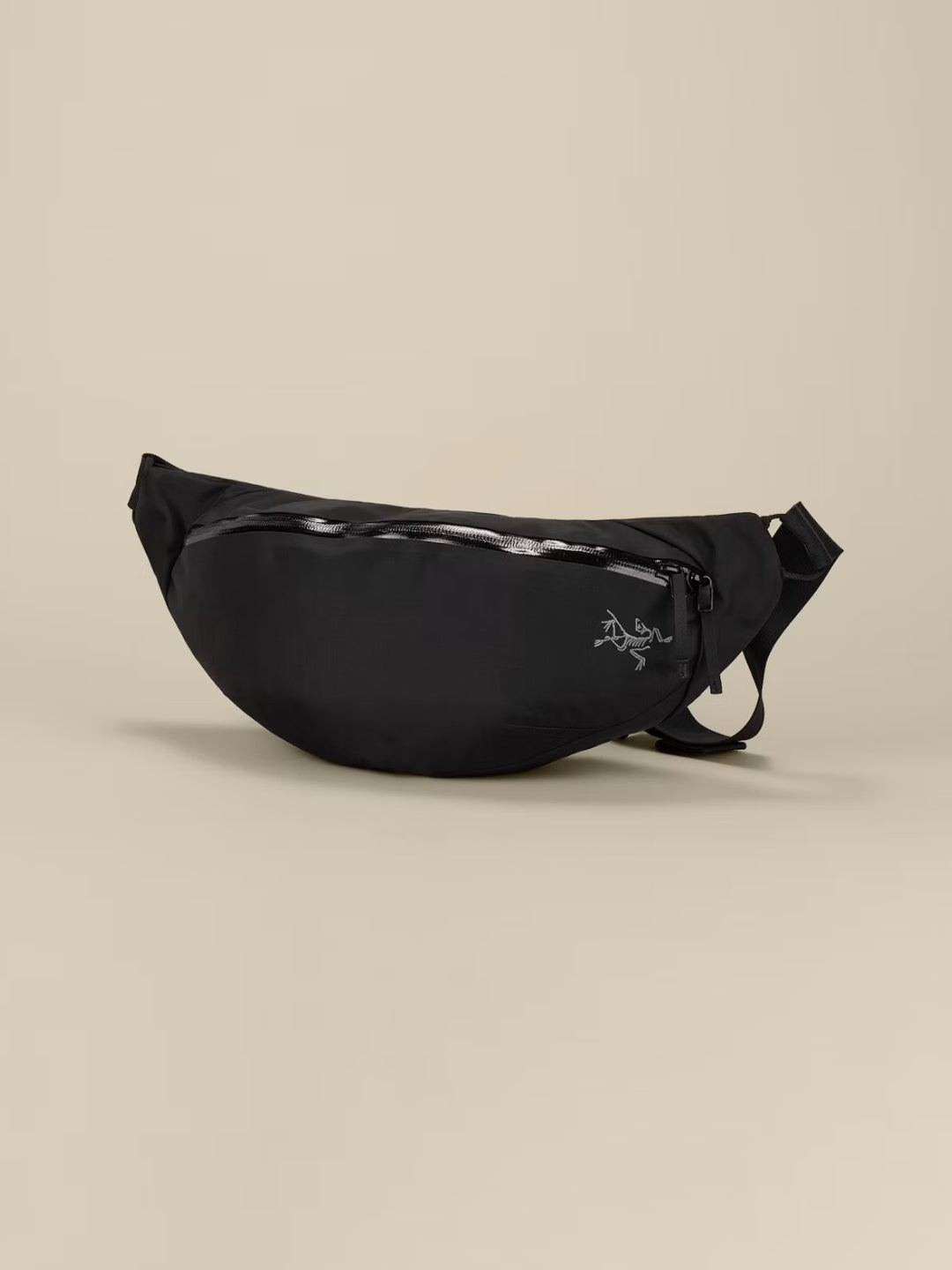 Axios 4 Crossbody #Black [X00001070902]｜ARC'TERYX