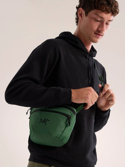 Mantis 2 Waist Pack #Eden / Black [X00000897312]｜ARC'TERYX