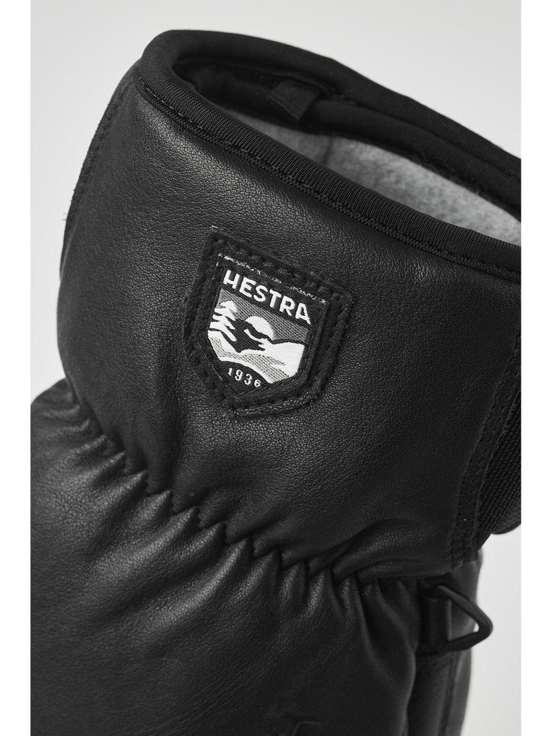 Topo 3-Finger #Black [33872]｜HESTRA – moderate