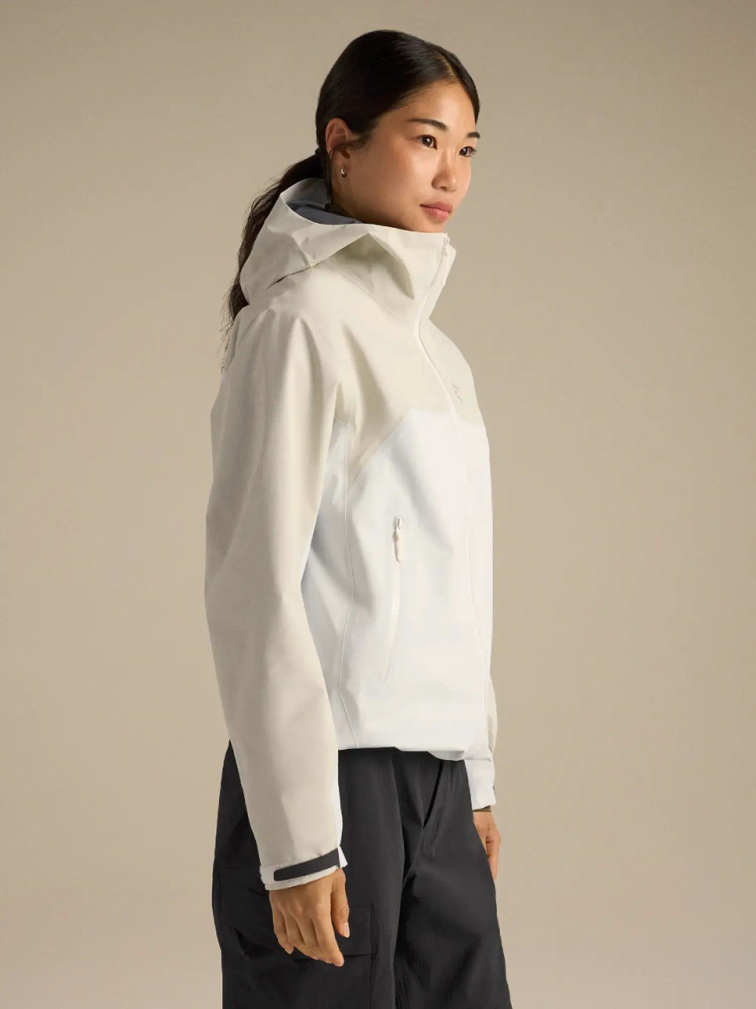 【Women】Women's Beta Jacket W #Sea Salt / Arctic Silk [X000010869、X000010958]｜ARC'TERYX