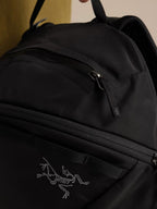 Axios 10 Backpack #Black [X00001070702]｜ARC'TERYX