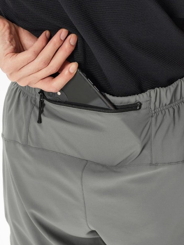 Stretch Run Shorts #CL [GA74169]｜GOLDWIN【Outlet_40】