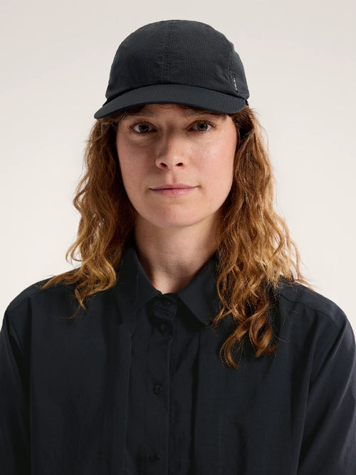 Sinsola Cinch Cap #Black [X00001018201]｜ARC'TERYX