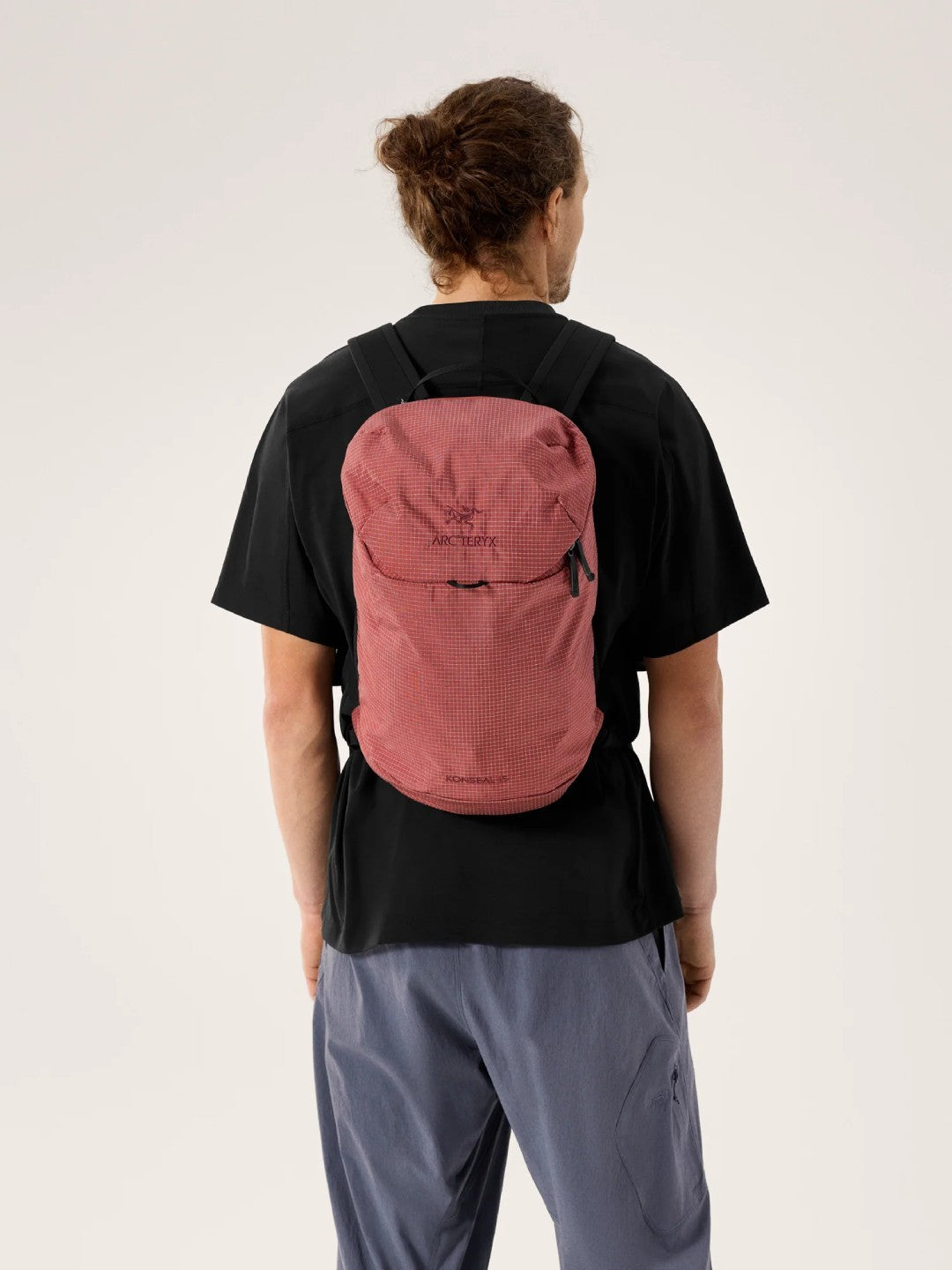 Konseal 15 Backpack #Stone Red [X00000983210]｜ARC'TERYX – moderate