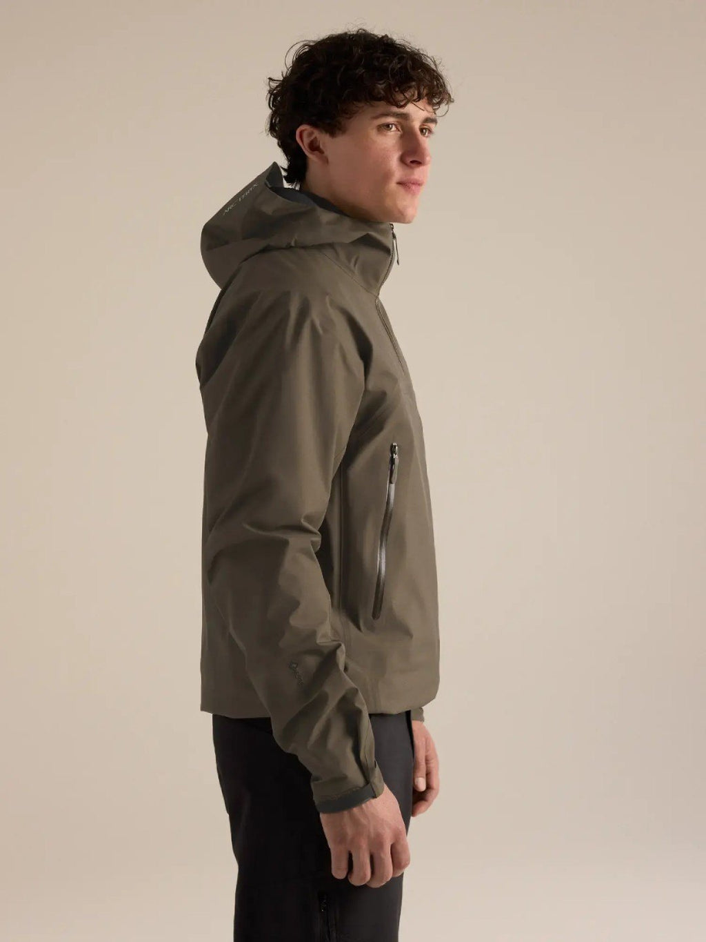 【Men】Beta Jacket M #Mongoose [X00001087805]｜ARC'TERYX