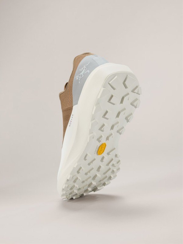 NORVAN LD 4 M #Dk Canvas/Dk Arctic Silk [L08156600]｜ARC'TERYX