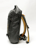 Black Ice 30 M #モレーン [396453]｜EXPED