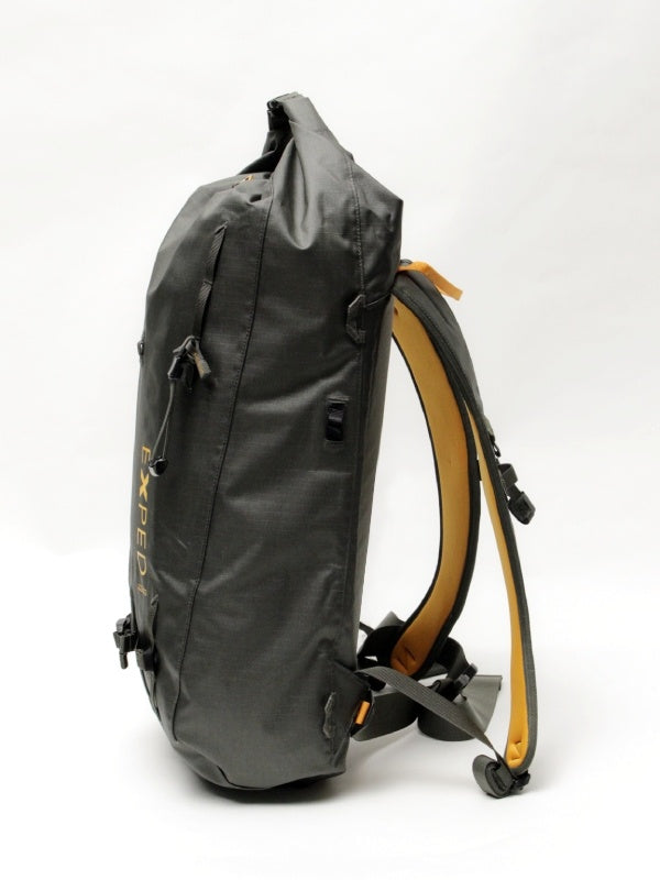 Black Ice 30 M #モレーン [396453]｜EXPED