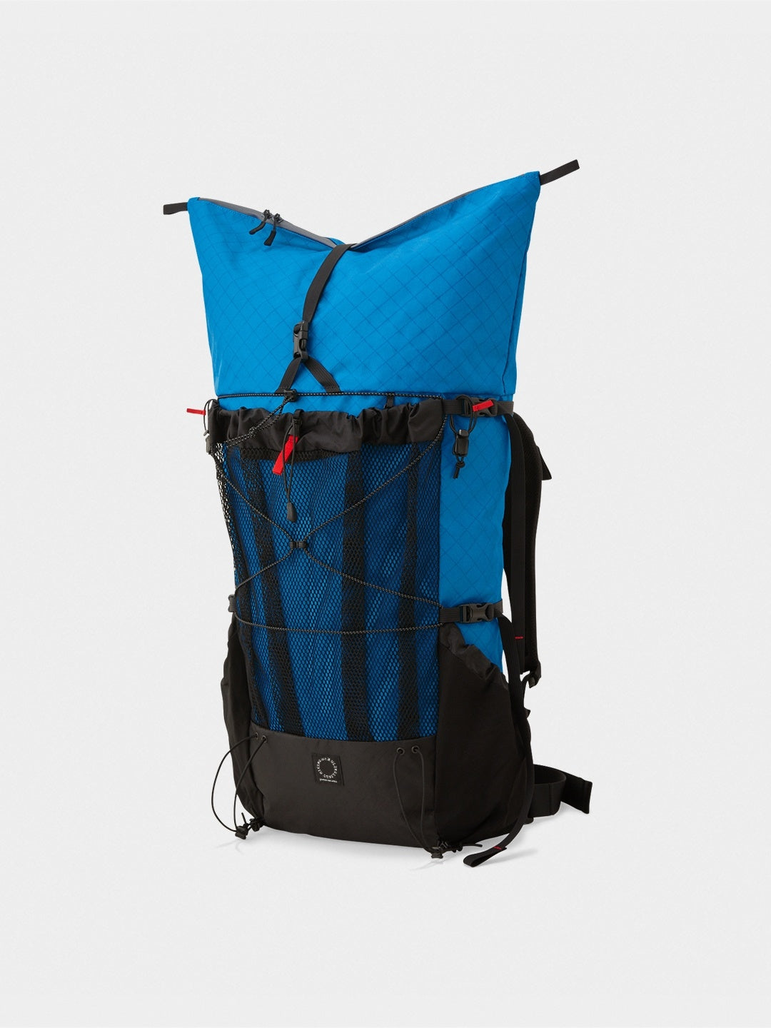 THREE Mesh #Blue｜山と道