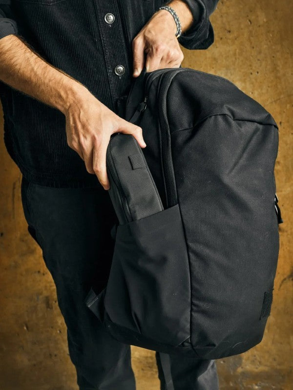 CIVIC ACCESS POUCH 0.5L #Solution Dyed Black [CAP0.5]｜EVERGOODS