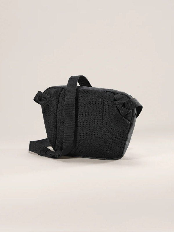 Mantis 1 Waist Pack #24K Black [X00000923417]｜ARC'TERYX