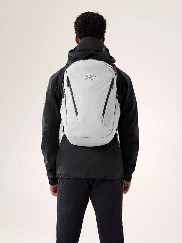 Mantis 26 Backpack #Solitude/Graphite [X00000604405]｜ARC'TERYX