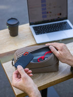 CIVIC ACCESS POUCH 2L #Fossil Brown [CAP2]｜EVERGOODS