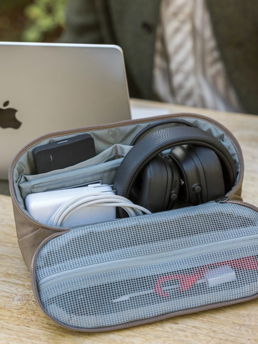 CIVIC ACCESS POUCH 2L #Fossil Brown [CAP2]｜EVERGOODS