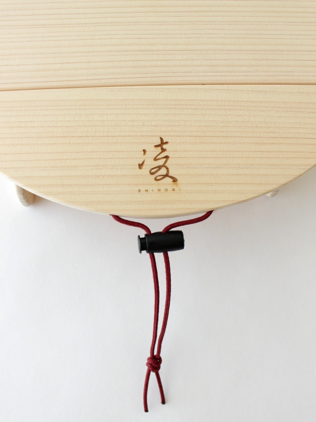 シノギチャブダイ 240mm 水平器付 [043059]｜AXESQUIN