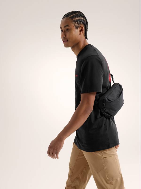 Heliad Crossbody #Black [X00000982801]｜ARC'TERYX – moderate
