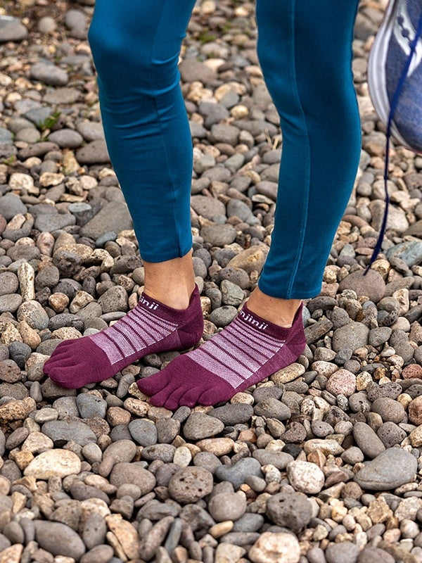 ラン ライトウェイト ノーショウ ウール #ガーネット [261610]｜injinji