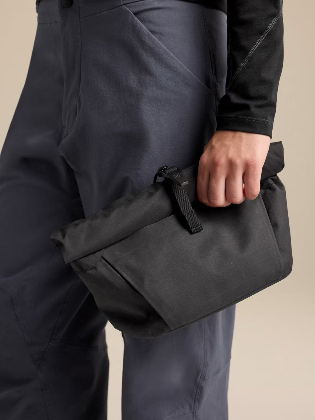 Ion Chalk Bucket #Black [X00001071601]｜ARC'TERYX