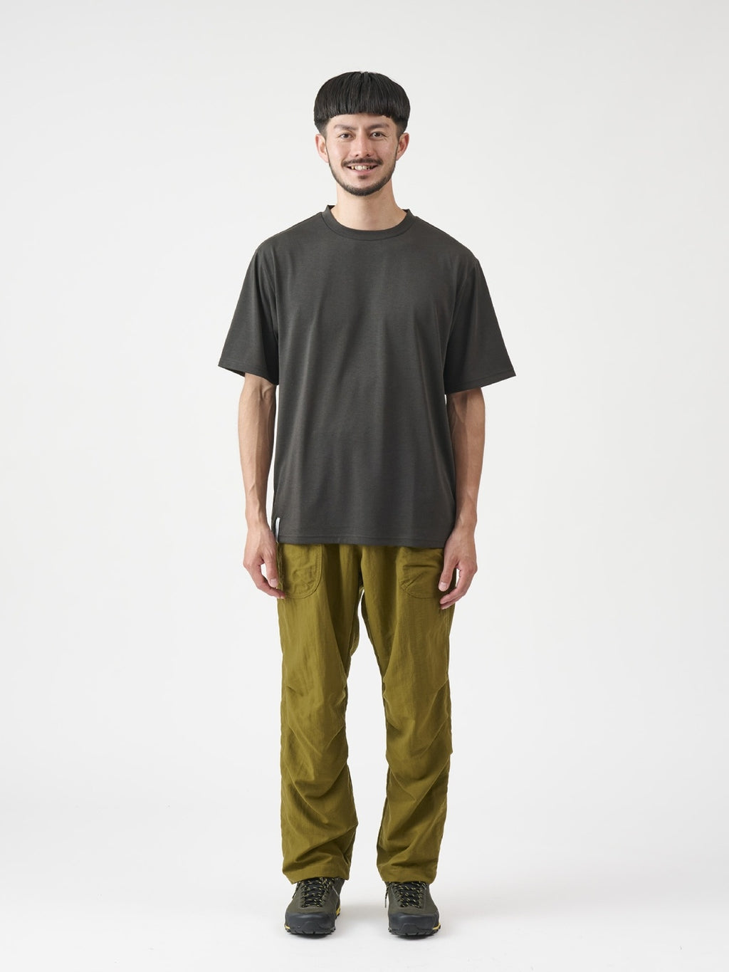 タッサーナイロンのルーズパンツ #ウグイスチャ [22047]｜AXESQUIN