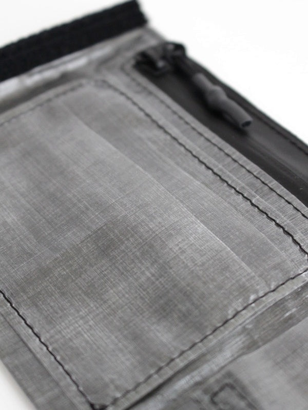 UL wallet with DyneemaR #022/charcoal [4975198]｜and wander