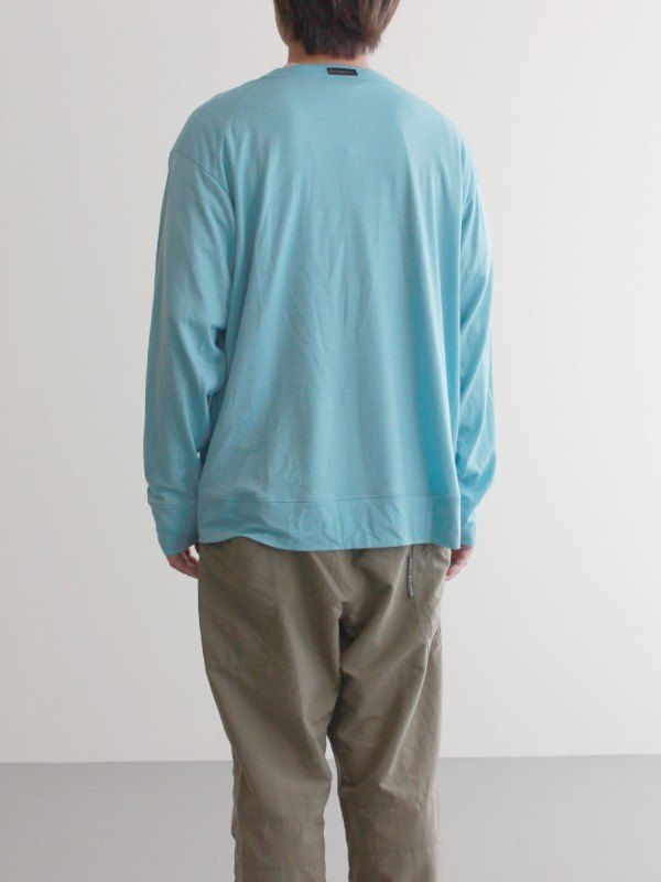 [Men/179cm/66kg]：XLサイズ着用