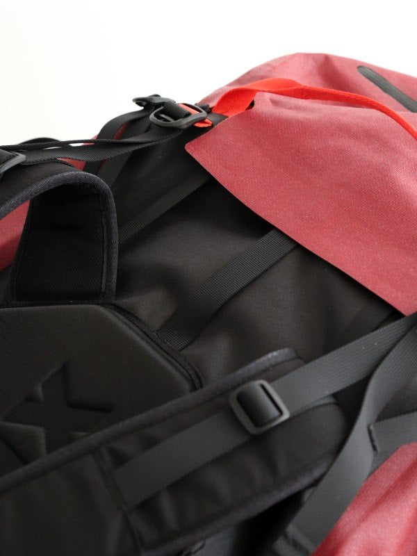 AK70 #Red [AK-70-RD-2]｜CRUX