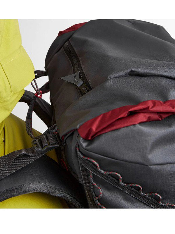 Brimer Backpack 32L #Raven [40444U11]｜Klattermusen