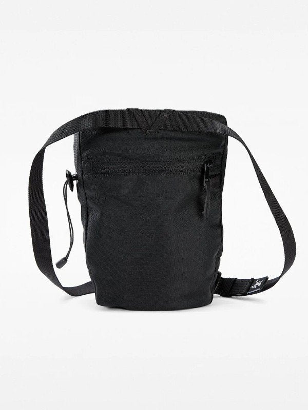 Ion Chalk Bag Large #Black [30239][L07947400]｜ARC'TERYX