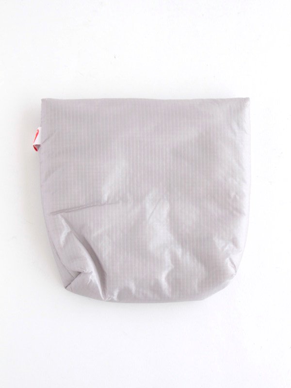 P.I. POUCH/MEDIUM #Silver｜TRAIL BUM