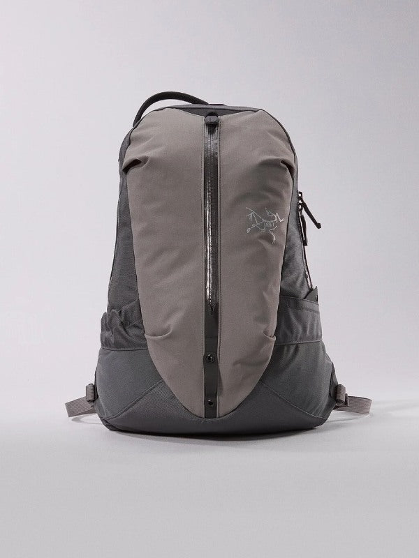 Arro 16 Backpack #Cloud [X00000796502]｜ARC'TERYX