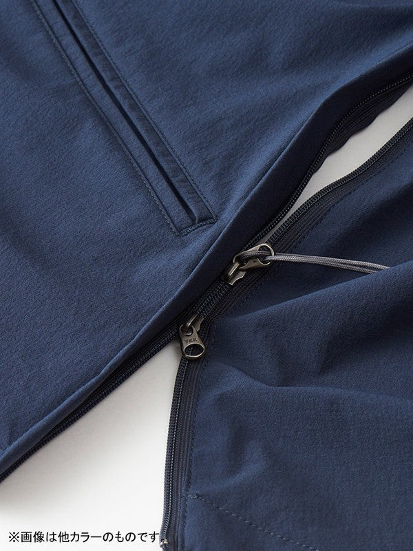 ソフトシェルのハイキングジャケット #スミイロ [021062]｜AXESQUIN