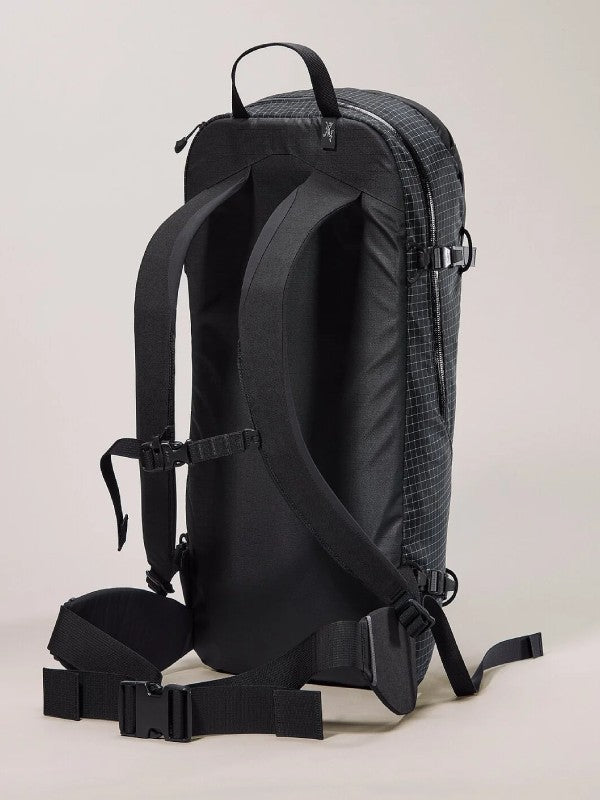Micon 16 Backpack #Black [X00000751001] | ARC'TERYX